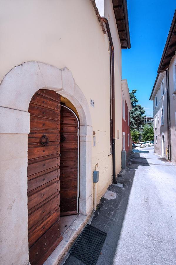 B&B Bone Novelle Dimora Storica Palazzo Zuzi Л'Акуила Экстерьер фото